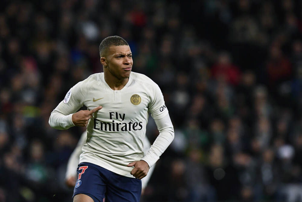 裕元集团绩后涨逾6% 前三季度股东应占溢利2.79亿美元